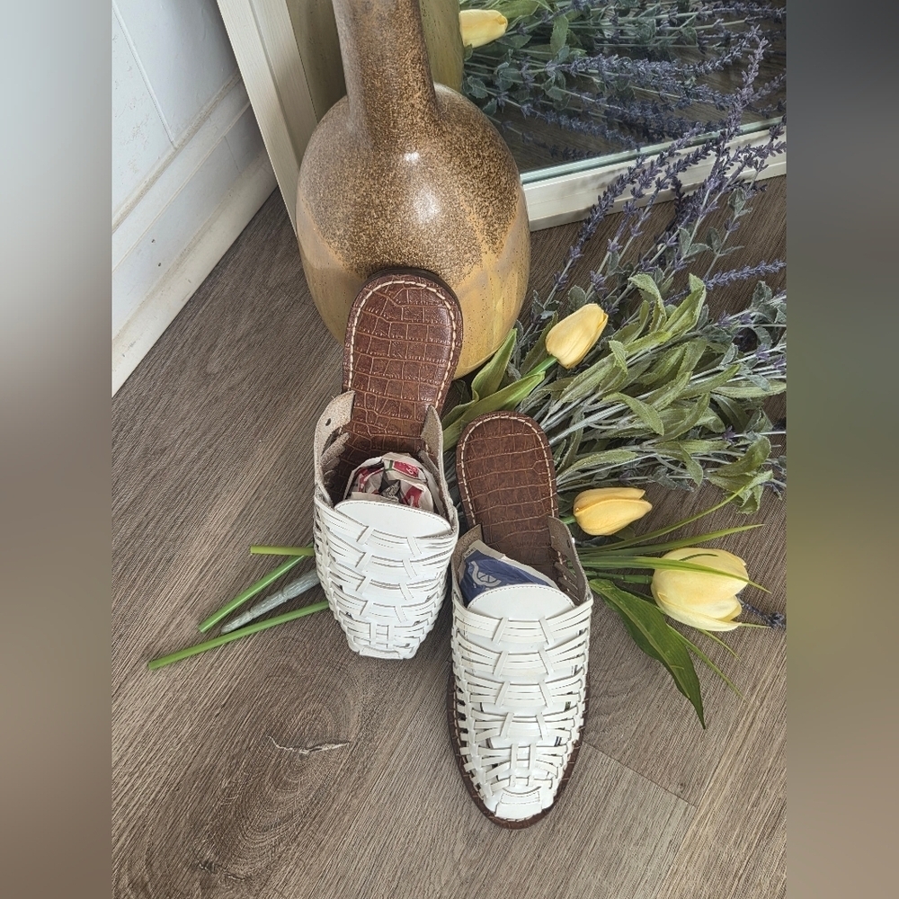 Sam Edelman White and Brown Woven Leather Flats - Picture 2 of 4